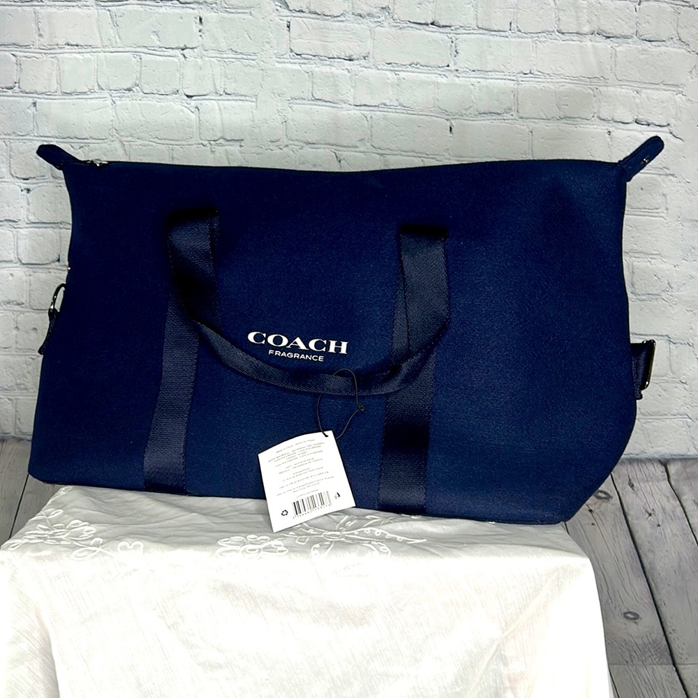 ✨Coach- Duffel Bag Weekend Travel Tote 👜 🐎 💙 New with tag.